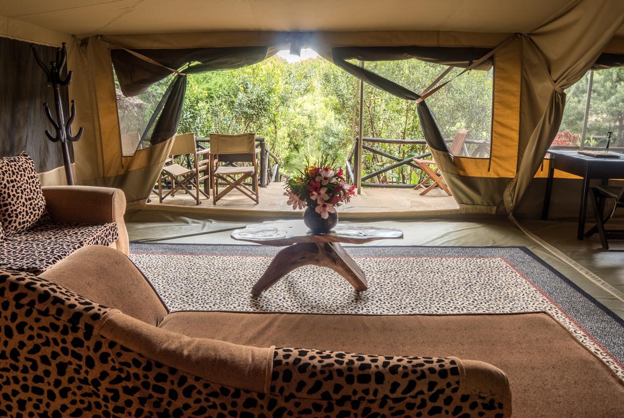Mweiga Rhino Watch Safarilodge מראה חיצוני תמונה
