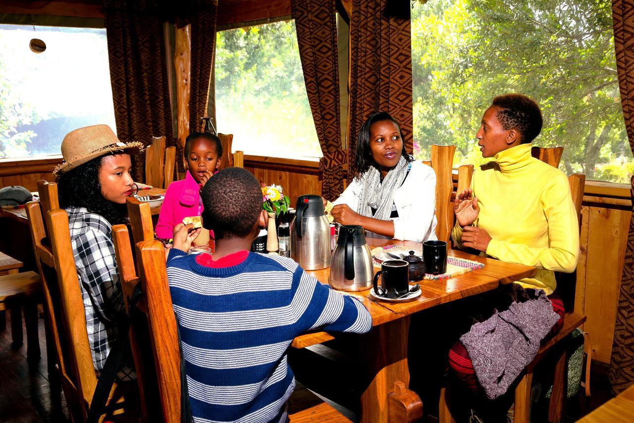 Mweiga Rhino Watch Safarilodge מראה חיצוני תמונה