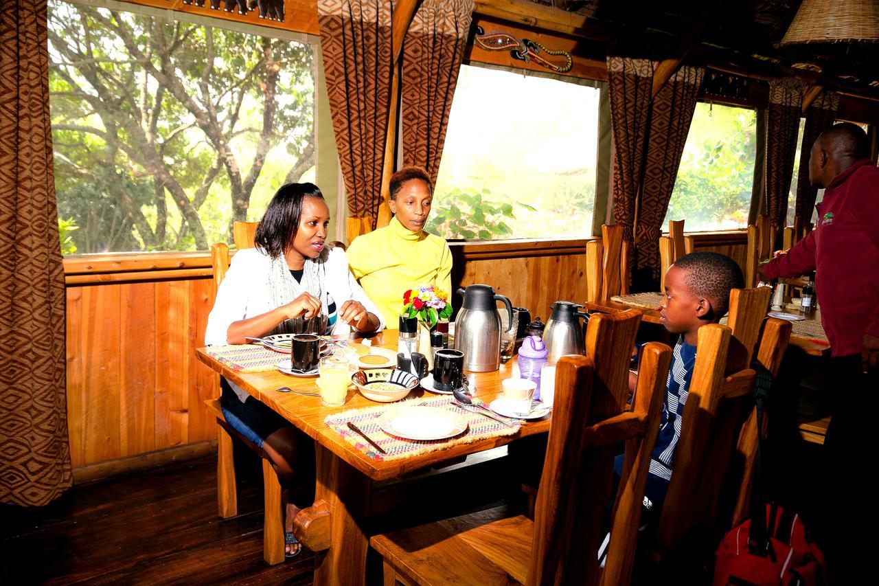 Mweiga Rhino Watch Safarilodge מראה חיצוני תמונה